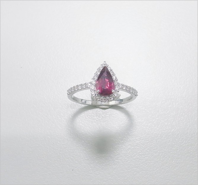 Natural Ruby 天然紅寶石