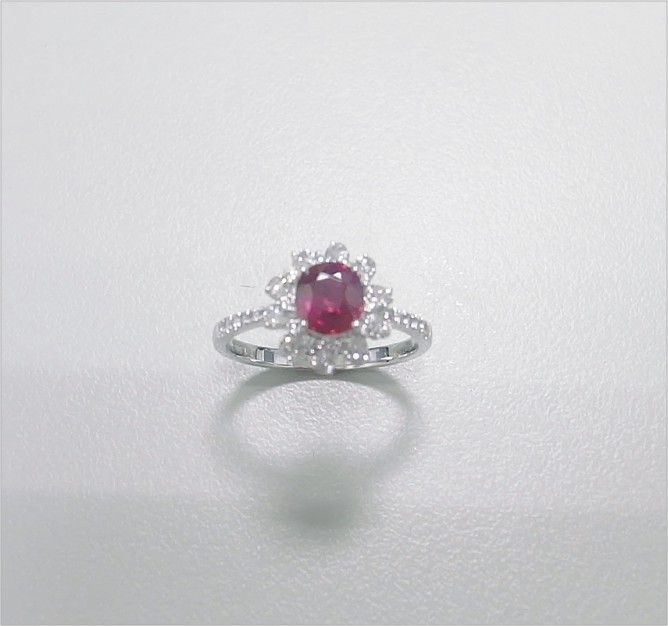 Natural Ruby 天然紅寶石