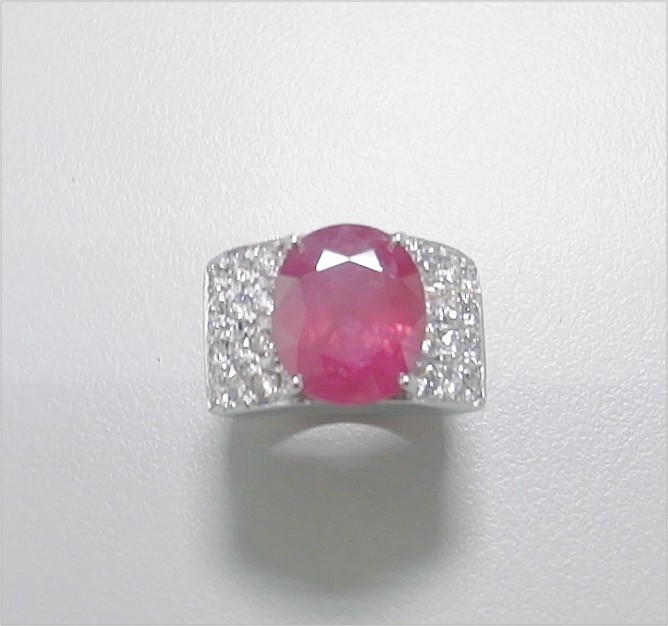 Natural Ruby 天然紅寶石