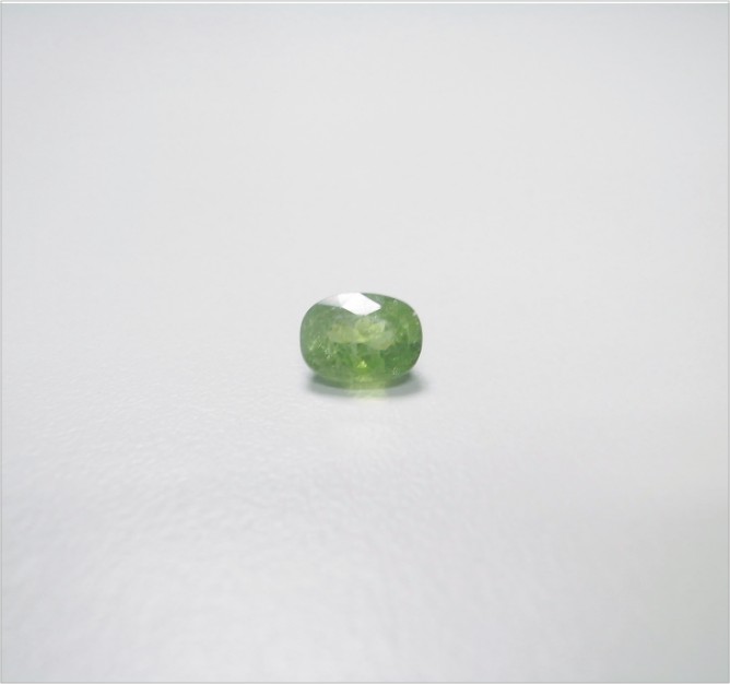 Natural Andradite Garnet - Demantoid 天然鈣鐵榴石 - 翠榴石