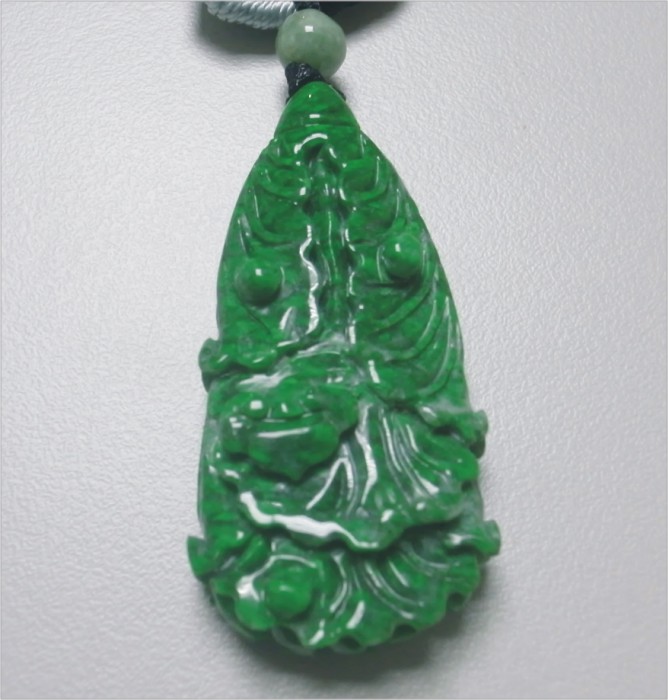 Natural Jadeite 天然緬甸產翡翠 A貨