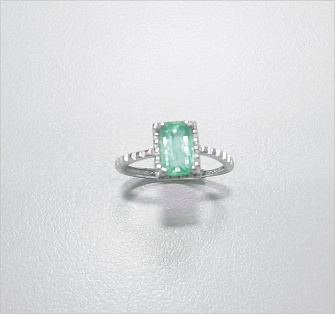 Natural Emerald 天然祖母綠