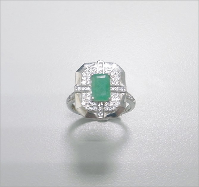 Natural Emerald 天然祖母綠