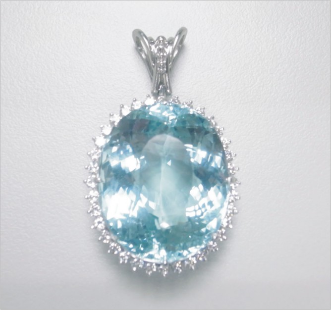 Natural Beryl - Aquamarine 天然綠柱石 - 海水藍寶