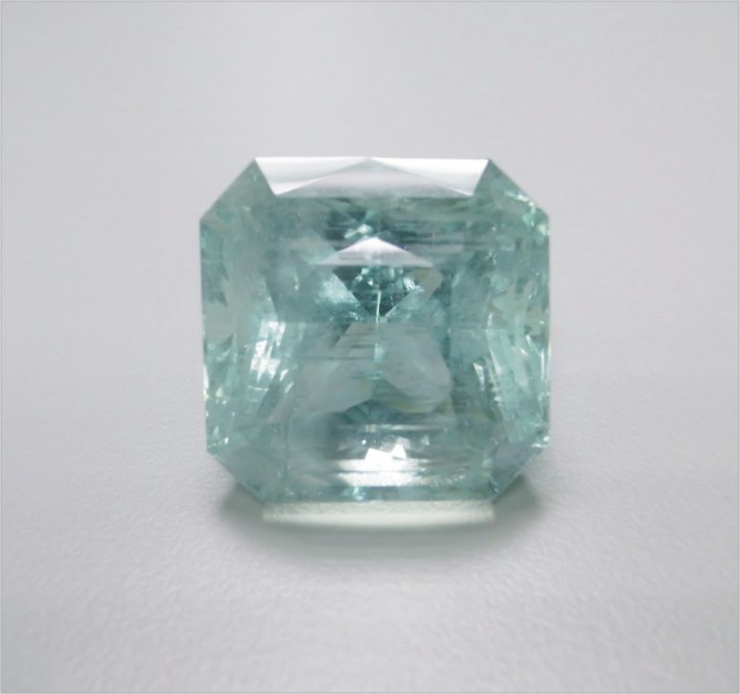 Natural Beryl - Aquamarine 天然綠柱石 - 海水藍寶