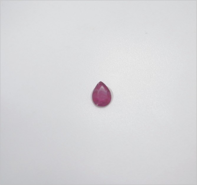 Natural Ruby 天然紅寶石
