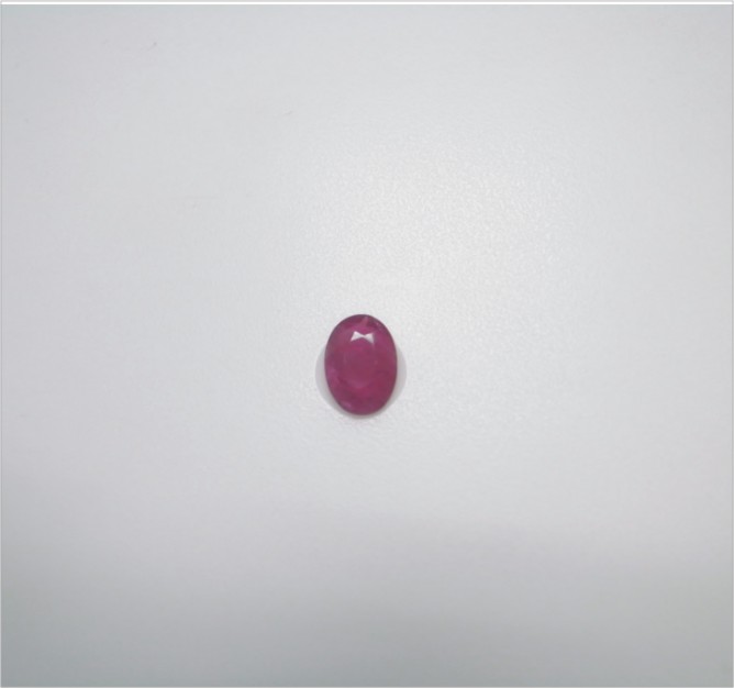 Natural Ruby 天然紅寶石
