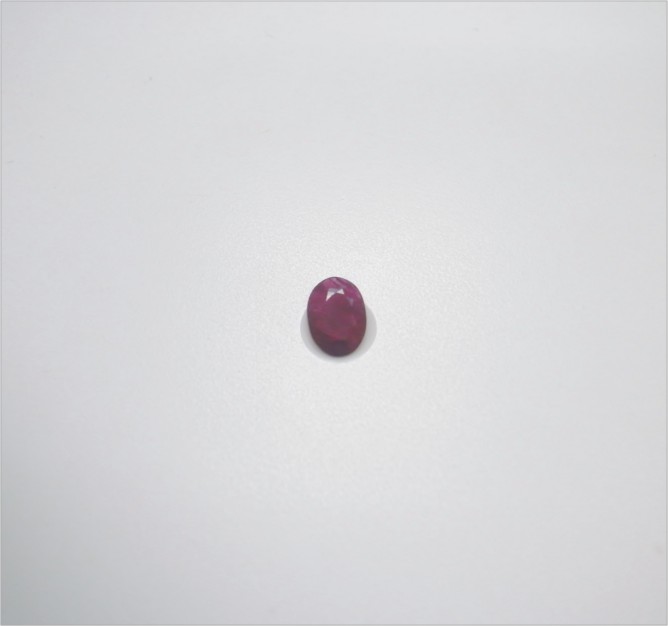 Natural Ruby 天然紅寶石