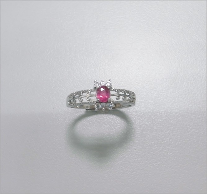 Natural Ruby 天然紅寶石