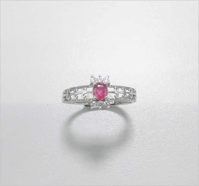 Natural Ruby 天然紅寶石