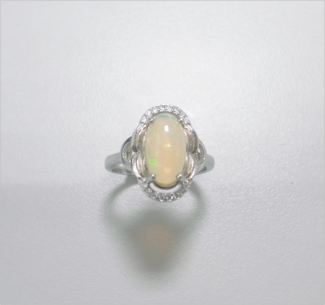 Natural Opal 天然蛋白石