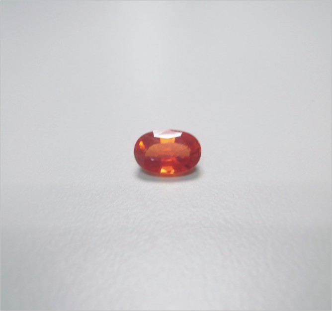 Natural Orangy Pink Sapphire
"Natural padparadscha" 天然橙色藍寶石