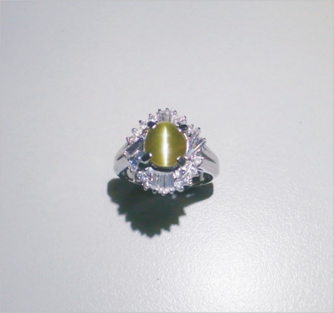 Natural Chrysoberyl - Cat's eye Alexandrite 天然貓眼金綠玉