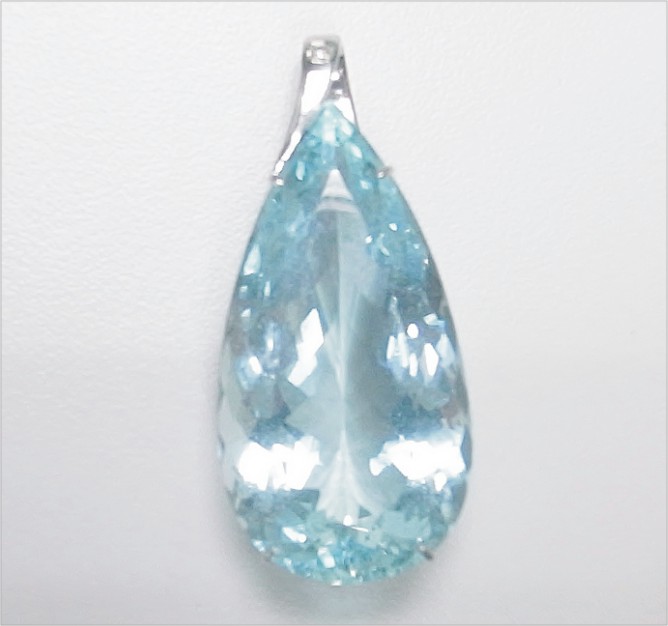 Natural Beryl - Aquamarine 天然綠柱石 - 海水藍寶