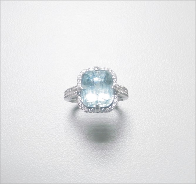 Natural Beryl - Aquamarine 天然綠柱石 - 海水藍寶