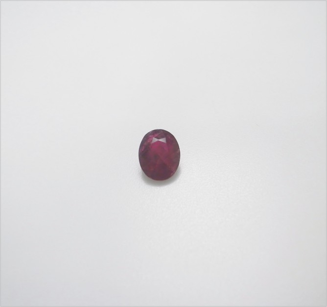 Natural Ruby 天然紅寶石