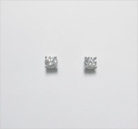 Natural Diamonds 天然鑽石