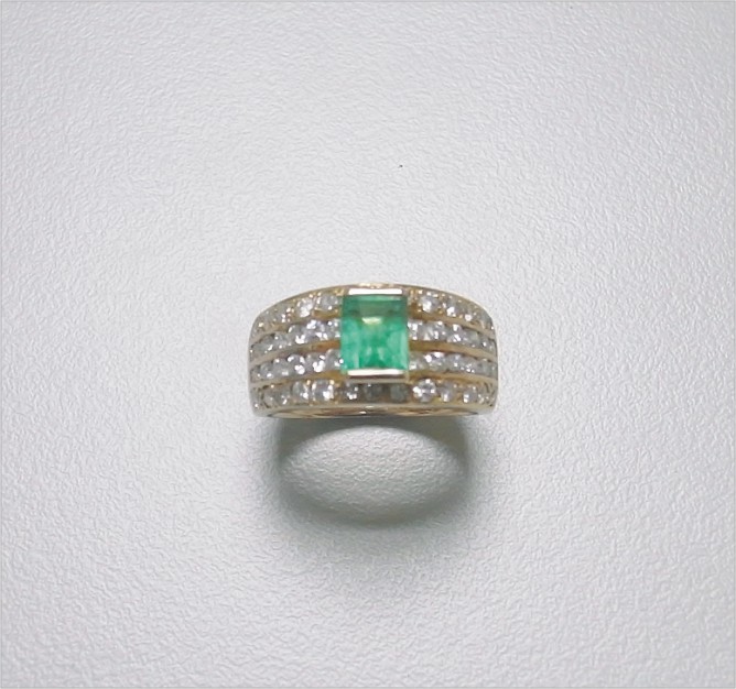 Natural Emerald 天然祖母綠