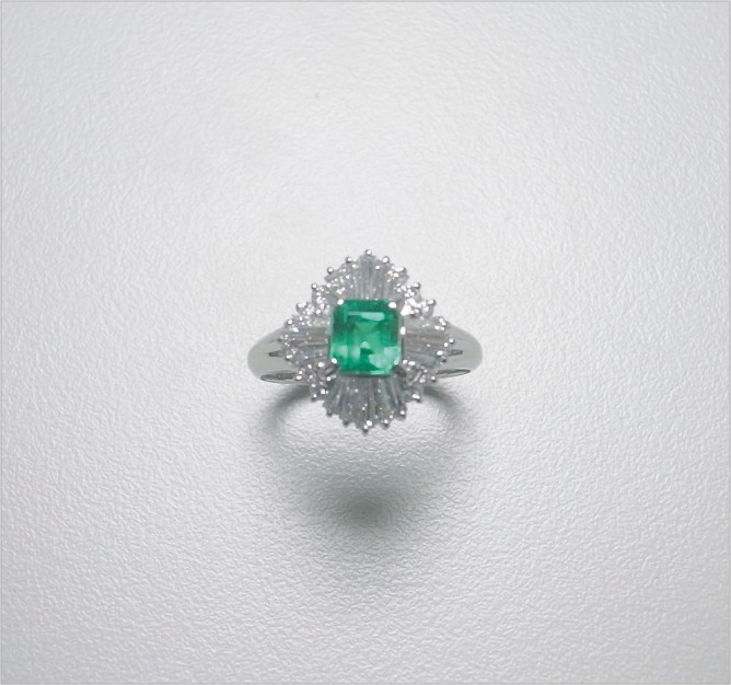 Natural Emerald 天然祖母綠