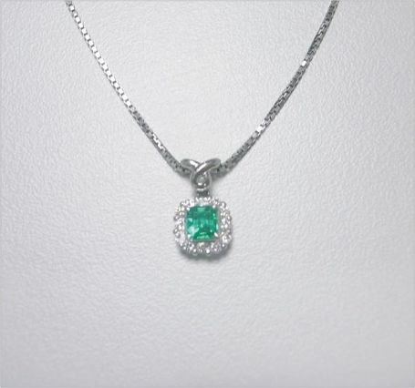 Natural Emerald 天然祖母綠